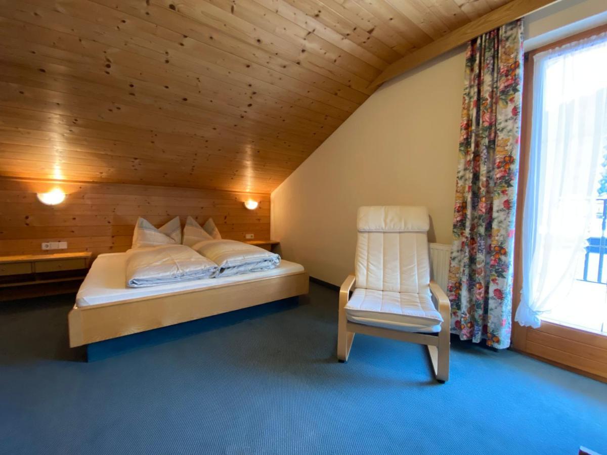 Aparts Handle Und Haus Bergblick Leilighet Pfunds Eksteriør bilde