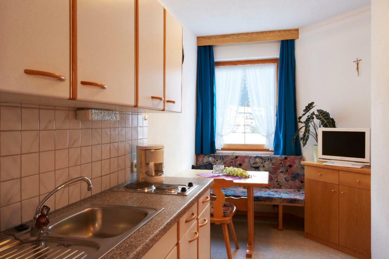Aparts Handle Und Haus Bergblick Leilighet Pfunds Eksteriør bilde